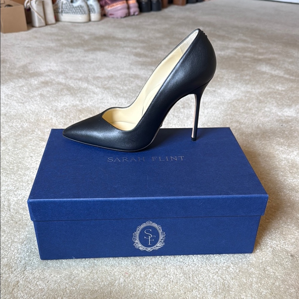 Sarah Flint Black Leather Pointed Stiletto Pump